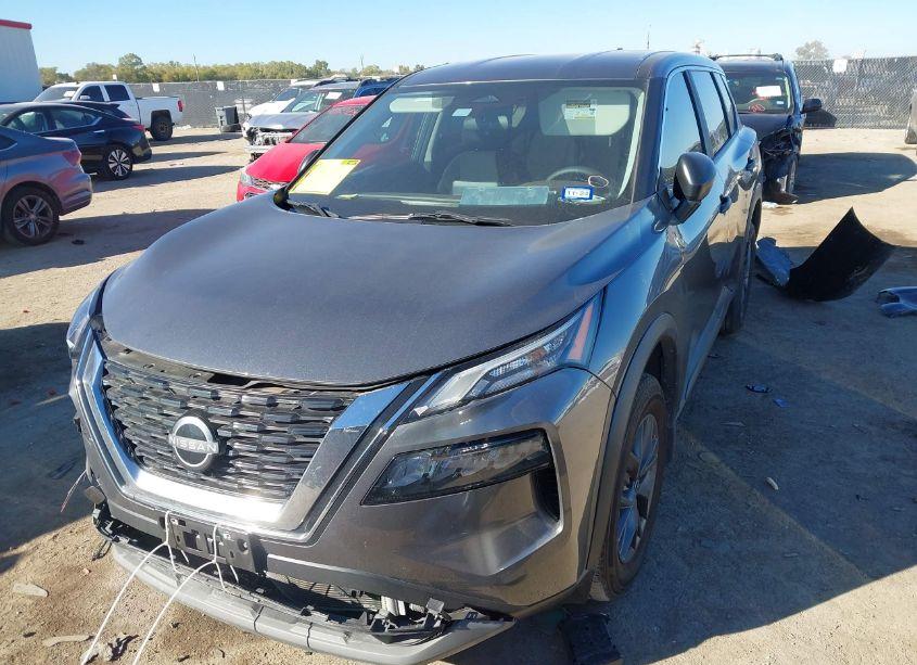 Photo 2 of 2023 Nissan Rogue S FWD (VIN 5N1BT3AA5PC749860)