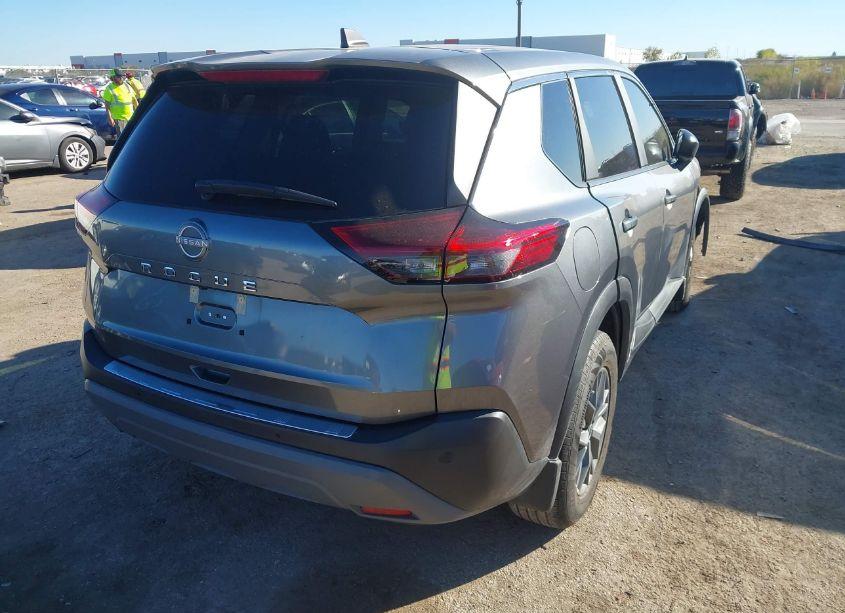 Photo 4 of 2023 Nissan Rogue S FWD (VIN 5N1BT3AA5PC749860)