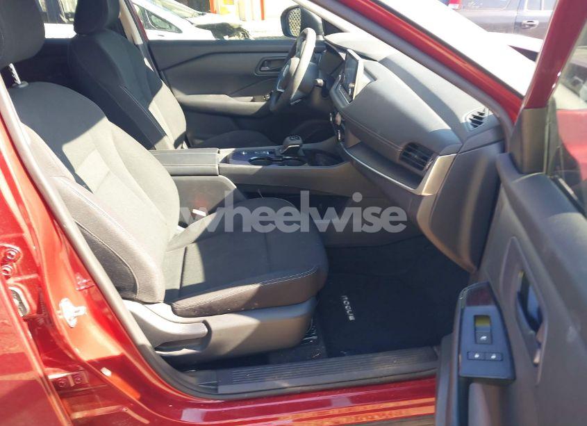 Photo 5 of 2024 Nissan Rogue S FWD (VIN 5N1BT3AA5RC688531)