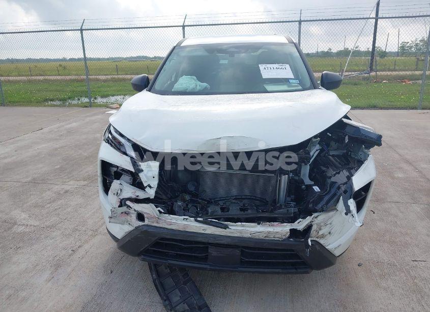 Photo 6 of 2024 Nissan Rogue S FWD (VIN 5N1BT3AA5RC726064)