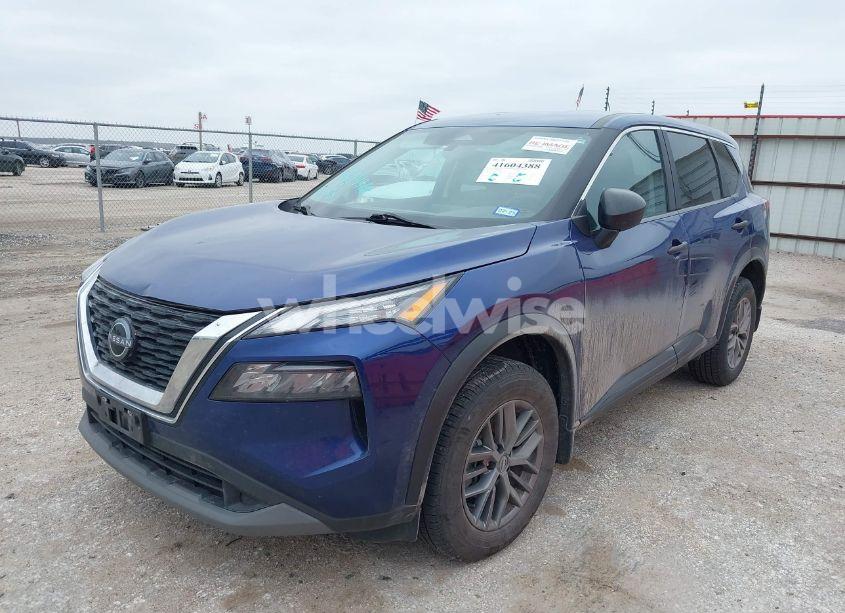 Photo 2 of 2023 Nissan Rogue S FWD (VIN 5N1BT3AA6PC782916)