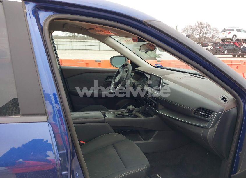 Photo 5 of 2023 Nissan Rogue S FWD (VIN 5N1BT3AA6PC782916)