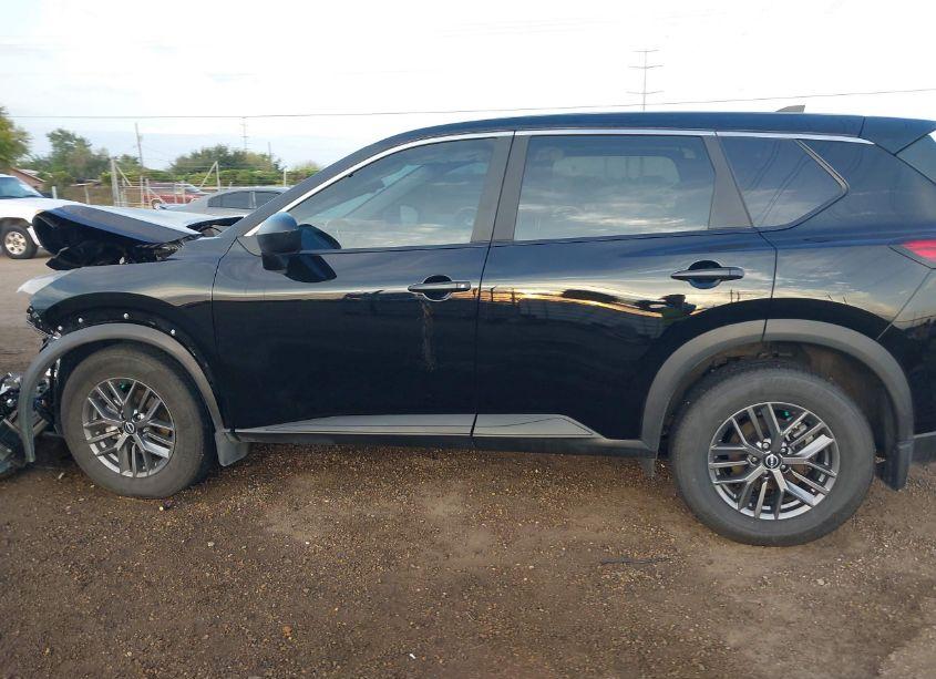 Photo 15 of 2024 Nissan Rogue S FWD (VIN 5N1BT3AA6RC728339)