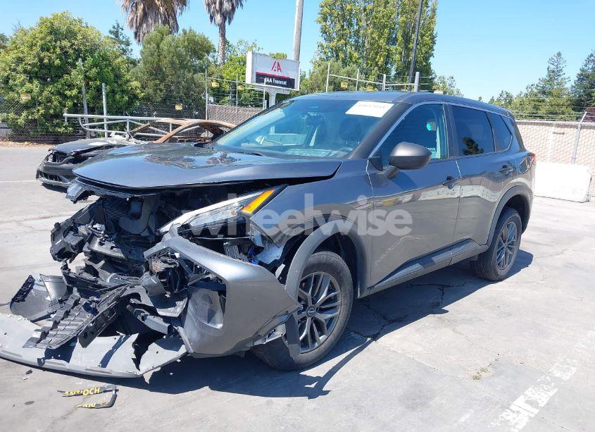 Photo 2 of 2022 Nissan Rogue S FWD (VIN 5N1BT3AA7NC699895)