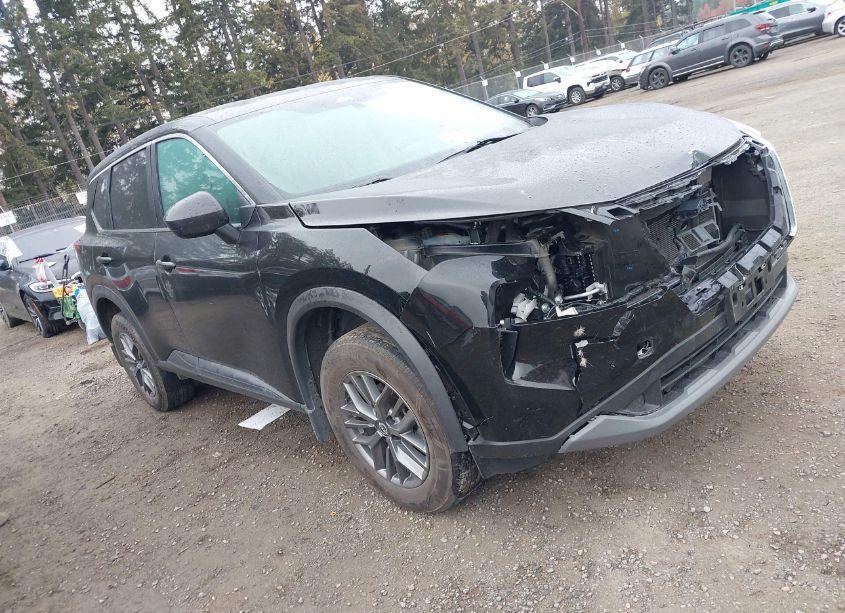 2023 Nissan Rogue S FWD (VIN 5N1BT3AA7PC877730) main photo