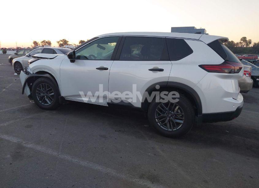 Photo 14 of 2024 Nissan Rogue S FWD (VIN 5N1BT3AA8RC688362)