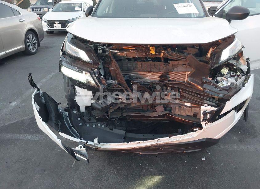 Photo 6 of 2024 Nissan Rogue S FWD (VIN 5N1BT3AA8RC688362)