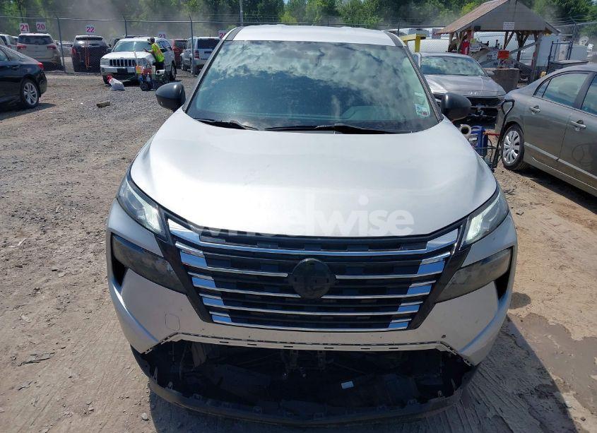 Photo 6 of 2024 Nissan Rogue S FWD (VIN 5N1BT3AA8RC711137)