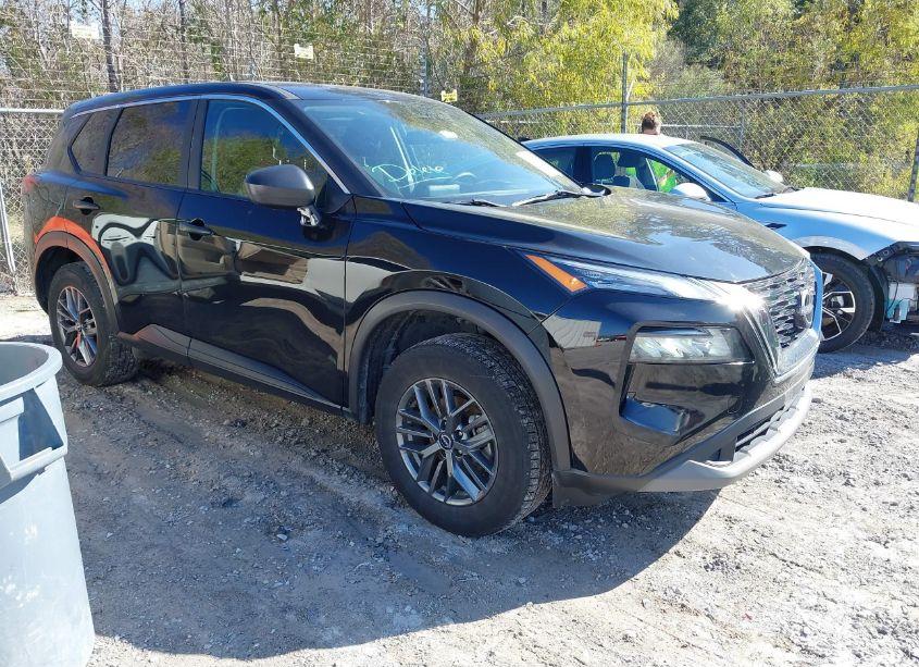 2023 Nissan Rogue S FWD (VIN 5N1BT3AA9PC822728) main photo