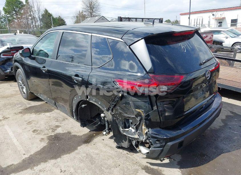 Photo 3 of 2024 Nissan Rogue S FWD (VIN 5N1BT3AA9RC693165)