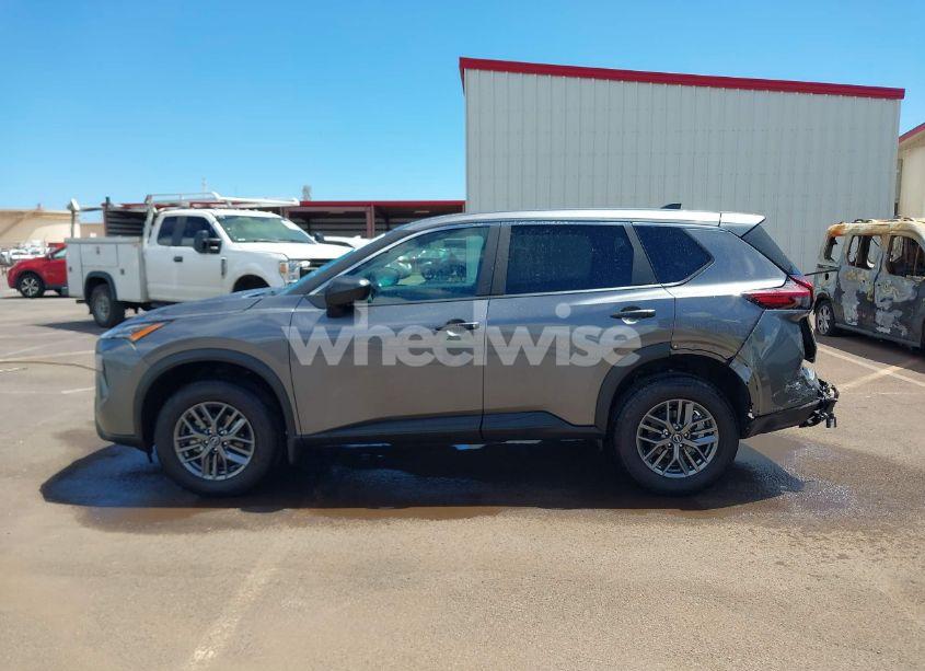 Photo 15 of 2024 Nissan Rogue S FWD (VIN 5N1BT3AA9RC757740)