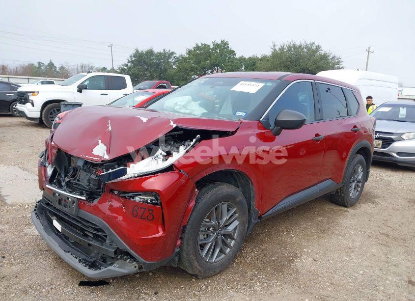 Photo 2 of 2023 Nissan Rogue S FWD (VIN 5N1BT3AAXPC809941)