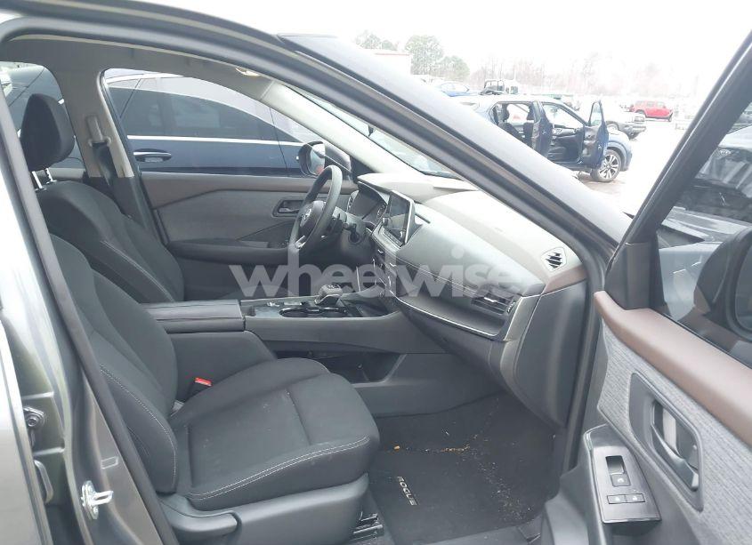 Photo 5 of 2023 Nissan Rogue S FWD (VIN 5N1BT3AAXPC922434)