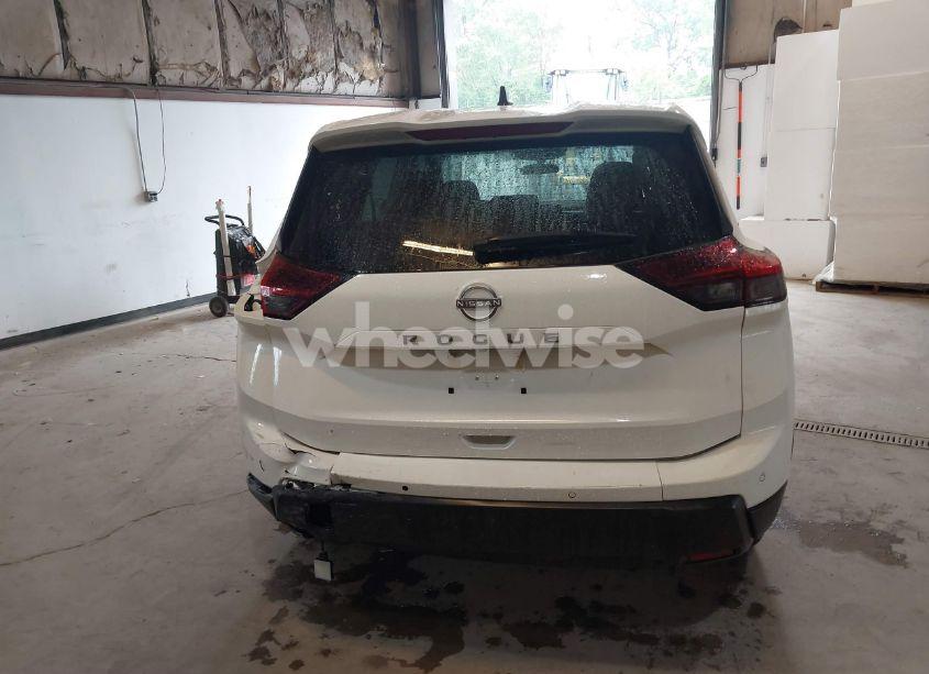 Photo 16 of 2024 Nissan Rogue S FWD (VIN 5N1BT3AAXRC671840)