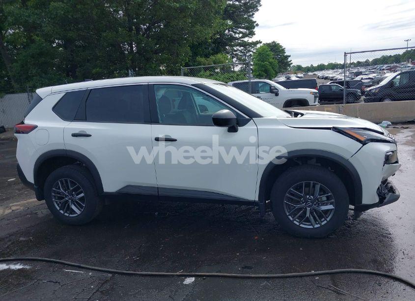 Photo 13 of 2023 Nissan Rogue S INTELLIGENT AWD (VIN 5N1BT3AB0PC940773)