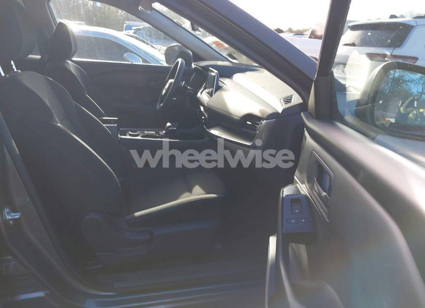 Photo 5 of 2024 Nissan Rogue S INTELLIGENT AWD (VIN 5N1BT3AB0RC709195)