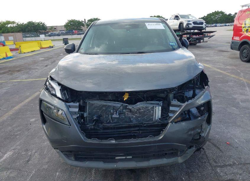 Photo 6 of 2023 Nissan Rogue S INTELLIGENT AWD (VIN 5N1BT3AB1PC756040)