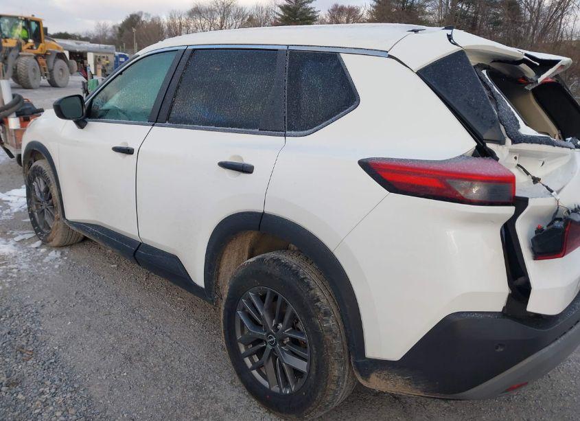 Photo 3 of 2023 Nissan Rogue S INTELLIGENT AWD (VIN 5N1BT3AB1PC824451)