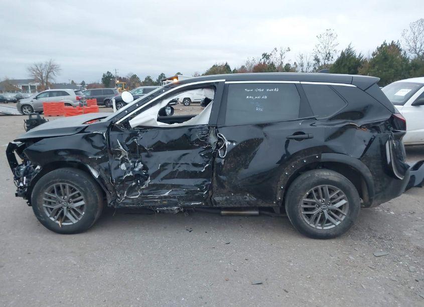 Photo 12 of 2023 Nissan Rogue S (VIN 5N1BT3AB1PC895200)