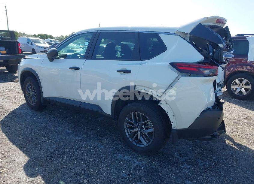 Photo 3 of 2023 Nissan Rogue S INTELLIGENT AWD (VIN 5N1BT3AB1PC941026)