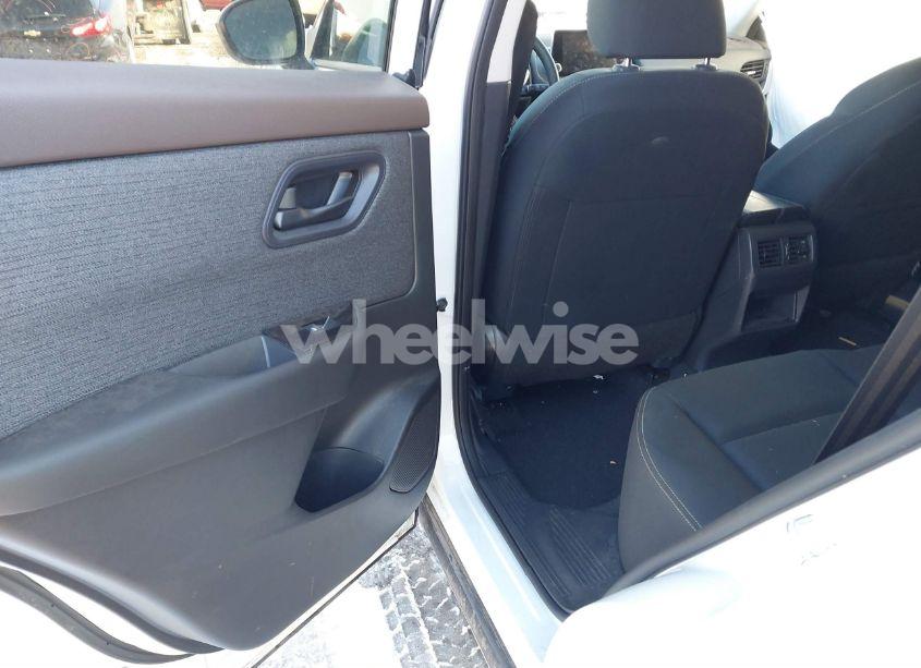 Photo 8 of 2023 Nissan Rogue S INTELLIGENT AWD (VIN 5N1BT3AB1PC941186)