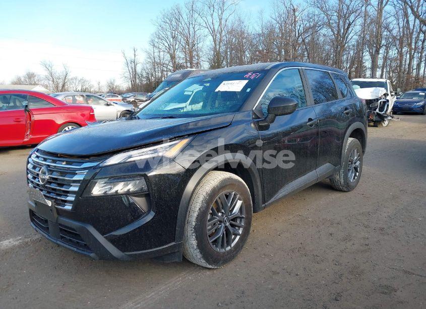 Photo 2 of 2024 Nissan Rogue S INTELLIGENT AWD (VIN 5N1BT3AB1RC670021)