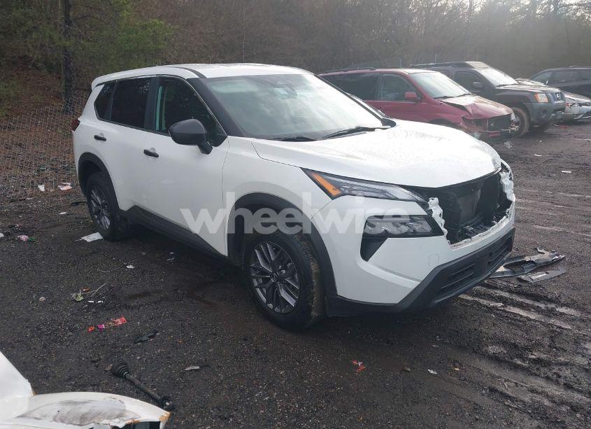 2024 Nissan Rogue S INTELLIGENT AWD (VIN 5N1BT3AB1RC728824) main photo