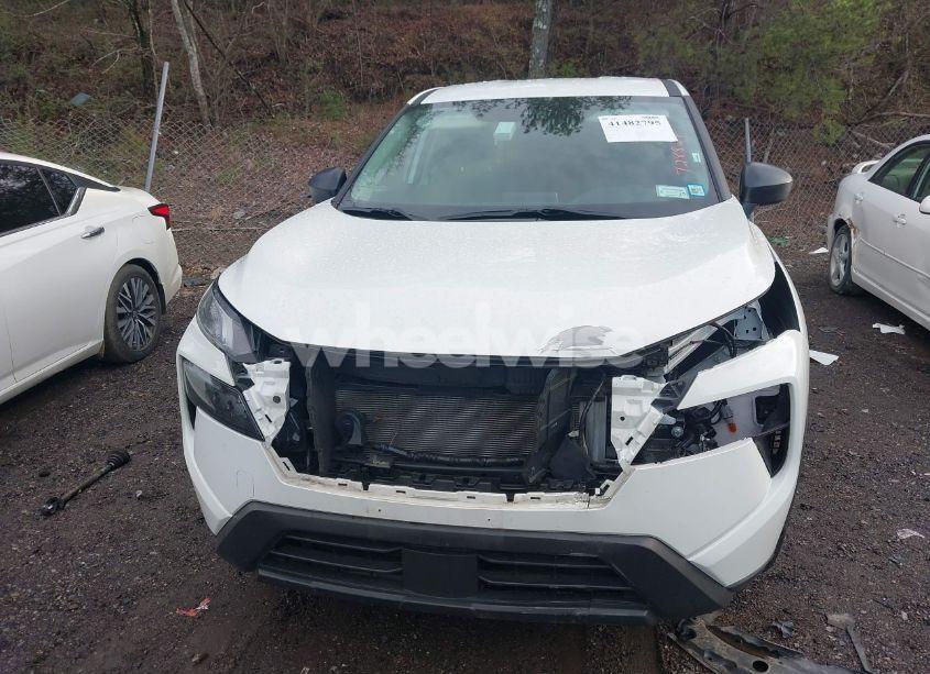 Photo 12 of 2024 Nissan Rogue S INTELLIGENT AWD (VIN 5N1BT3AB1RC728824)