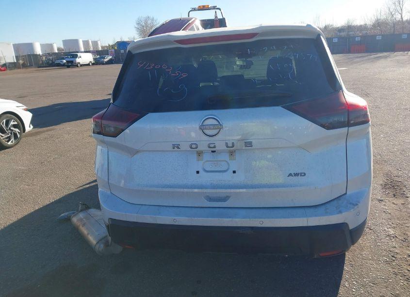 Photo 16 of 2024 Nissan Rogue S INTELLIGENT AWD (VIN 5N1BT3AB1RC745204)