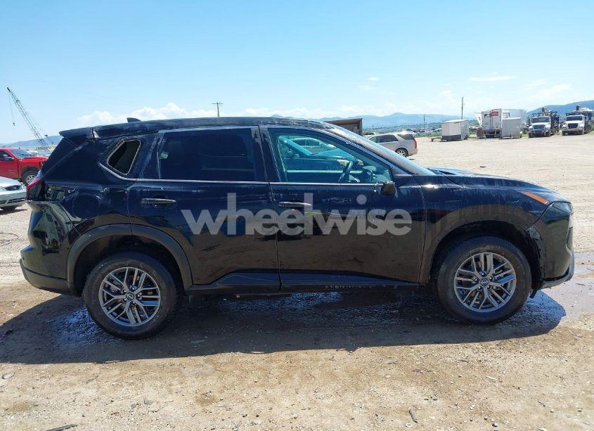 Photo 13 of 2024 Nissan Rogue S INTELLIGENT AWD (VIN 5N1BT3AB1RC757658)