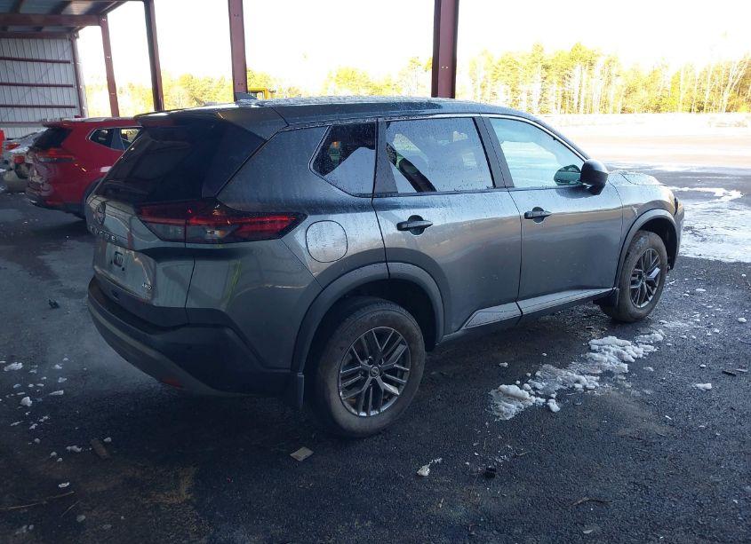 Photo 4 of 2023 Nissan Rogue S (VIN 5N1BT3AB2PC872282)