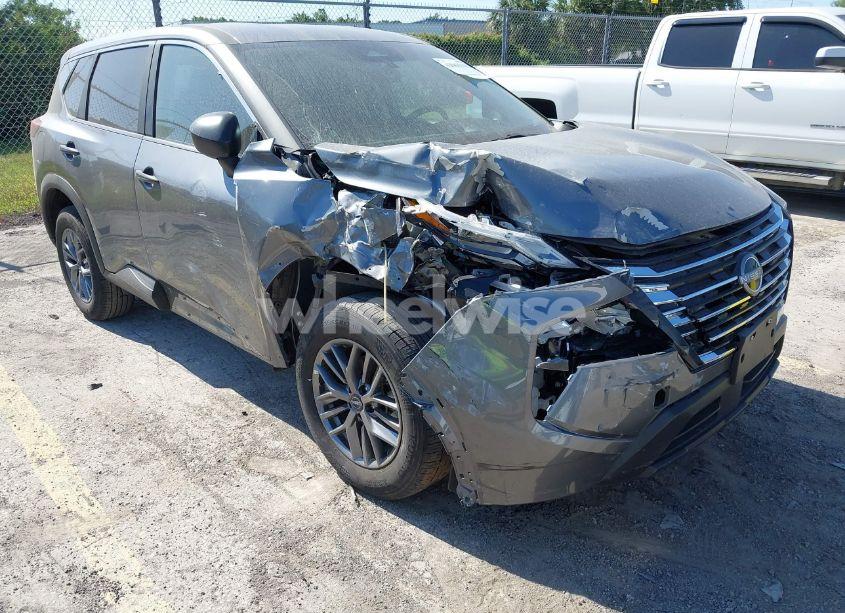 Photo 6 of 2024 Nissan Rogue S INTELLIGENT AWD (VIN 5N1BT3AB2RC723079)