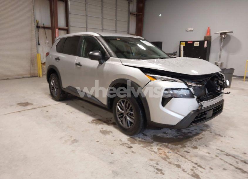 2024 Nissan Rogue S INTELLIGENT AWD (VIN 5N1BT3AB2RC748340) main photo