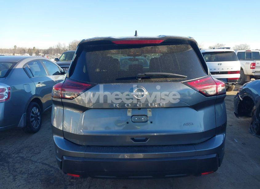 Photo 17 of 2024 Nissan Rogue S INTELLIGENT AWD (VIN 5N1BT3AB2RC750718)