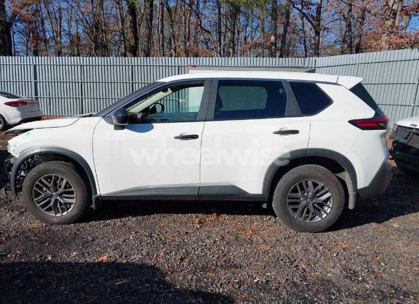 Photo 14 of 2023 Nissan Rogue S (VIN 5N1BT3AB3PC826282)