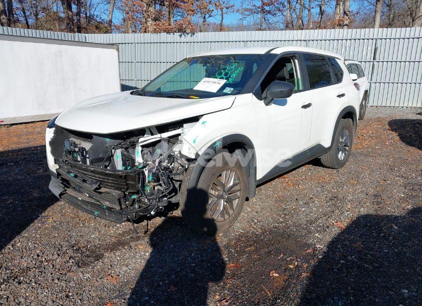 Photo 2 of 2023 Nissan Rogue S (VIN 5N1BT3AB3PC826282)