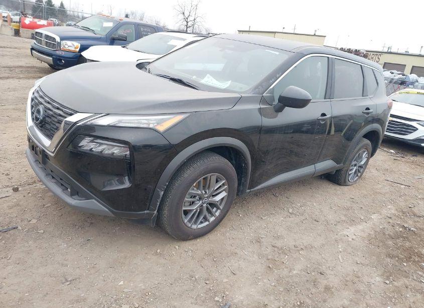 Photo 2 of 2023 Nissan Rogue S INTELLIGENT AWD (VIN 5N1BT3AB3PC904656)