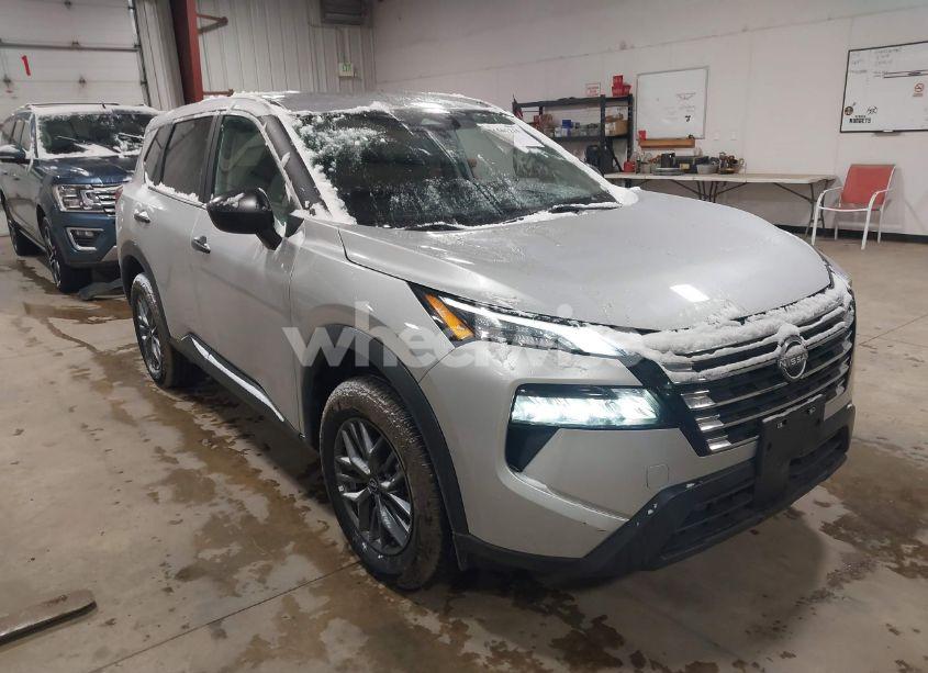 2024 Nissan Rogue S INTELLIGENT AWD (VIN 5N1BT3AB3RC679447) main photo
