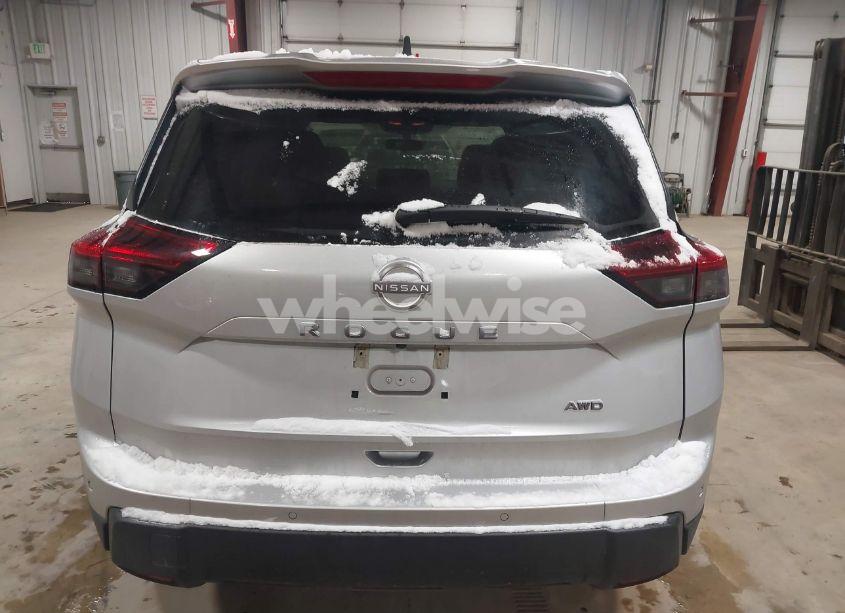 Photo 16 of 2024 Nissan Rogue S INTELLIGENT AWD (VIN 5N1BT3AB3RC679447)