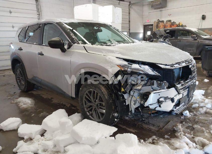 2024 Nissan Rogue S INTELLIGENT AWD (VIN 5N1BT3AB3RC715251) main photo