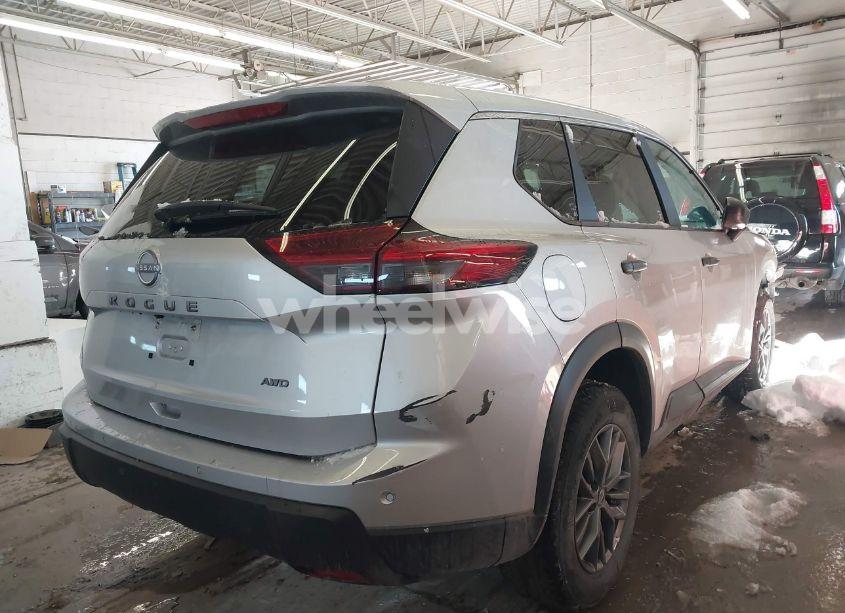 Photo 17 of 2024 Nissan Rogue S INTELLIGENT AWD (VIN 5N1BT3AB3RC715251)