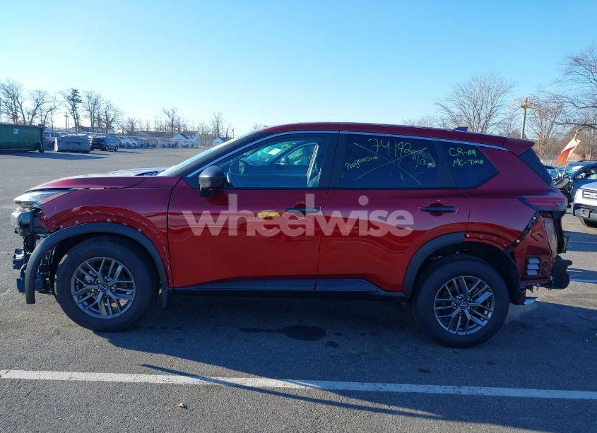 Photo 15 of 2024 Nissan Rogue S INTELLIGENT AWD (VIN 5N1BT3AB3RC747231)