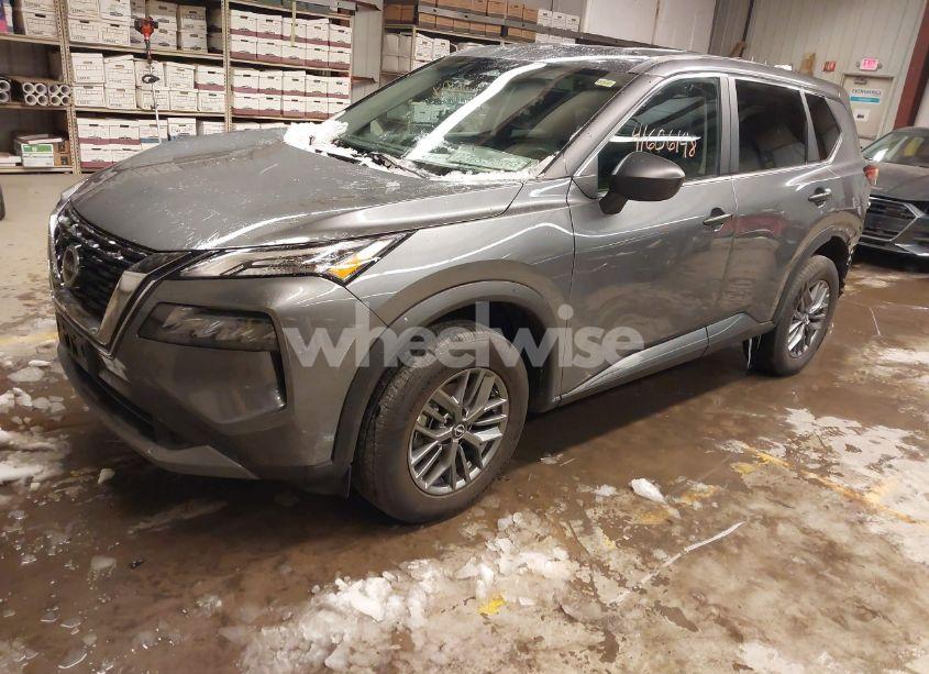 Photo 2 of 2022 Nissan Rogue S INTELLIGENT AWD (VIN 5N1BT3AB4NC710991)