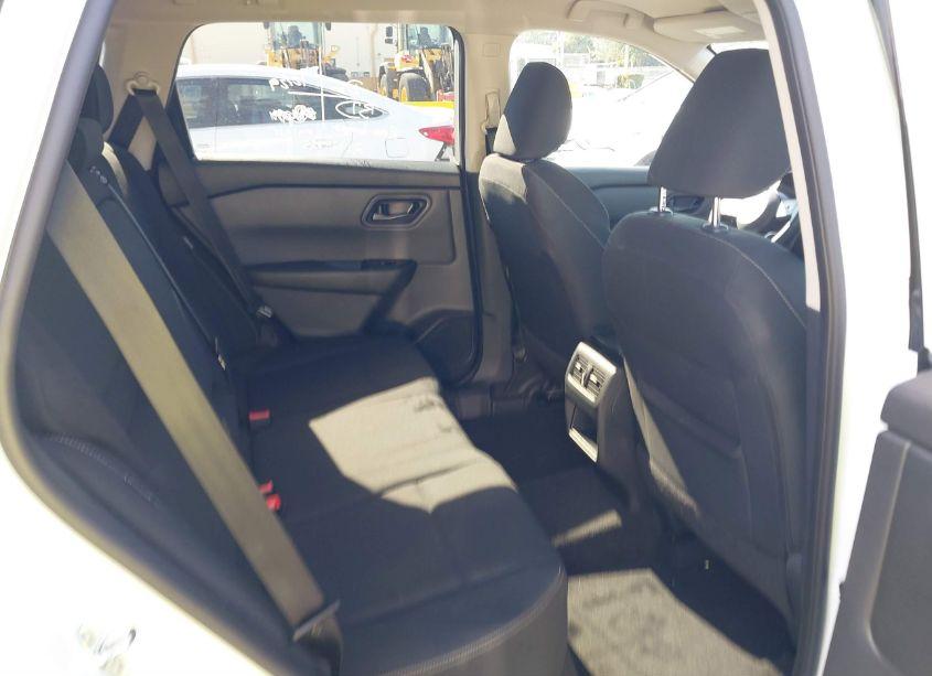 Photo 8 of 2024 Nissan Rogue S INTELLIGENT AWD (VIN 5N1BT3AB4RC672328)