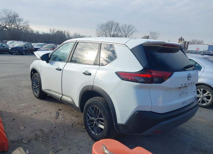 Photo 3 of 2023 Nissan Rogue S INTELLIGENT AWD (VIN 5N1BT3AB5PC846680)