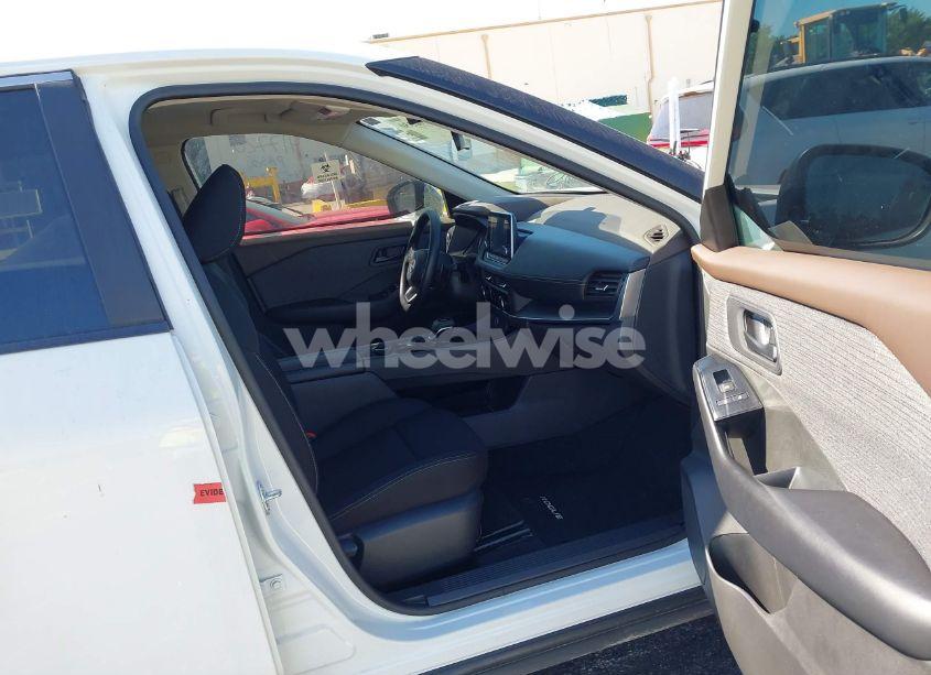 Photo 5 of 2023 Nissan Rogue S INTELLIGENT AWD (VIN 5N1BT3AB5PC909566)