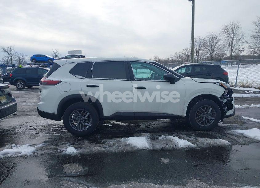 Photo 13 of 2024 Nissan Rogue S INTELLIGENT AWD (VIN 5N1BT3AB5RC701772)