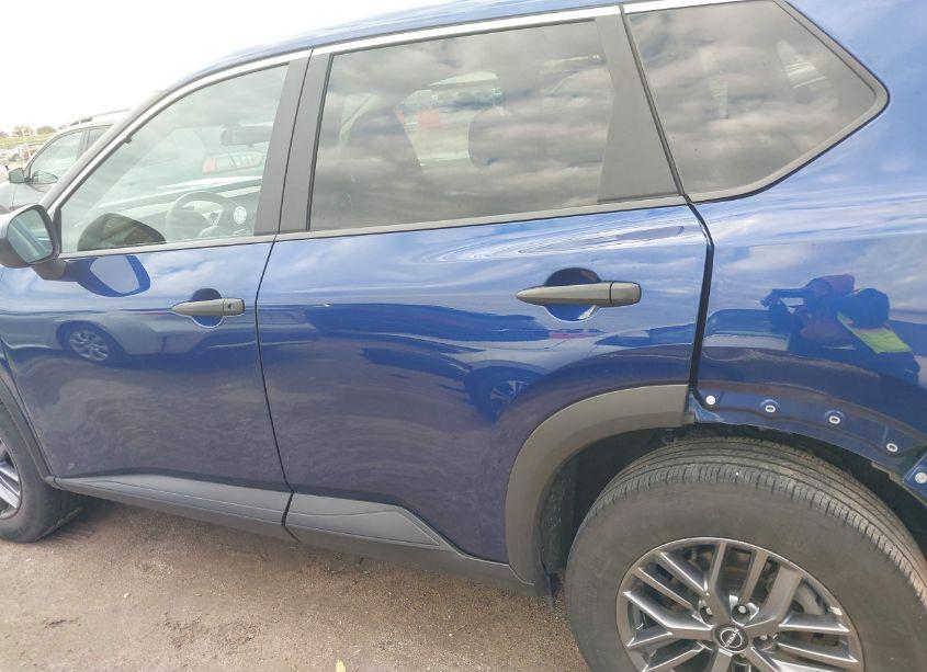 Photo 15 of 2023 Nissan Rogue S (VIN 5N1BT3AB6PC890848)