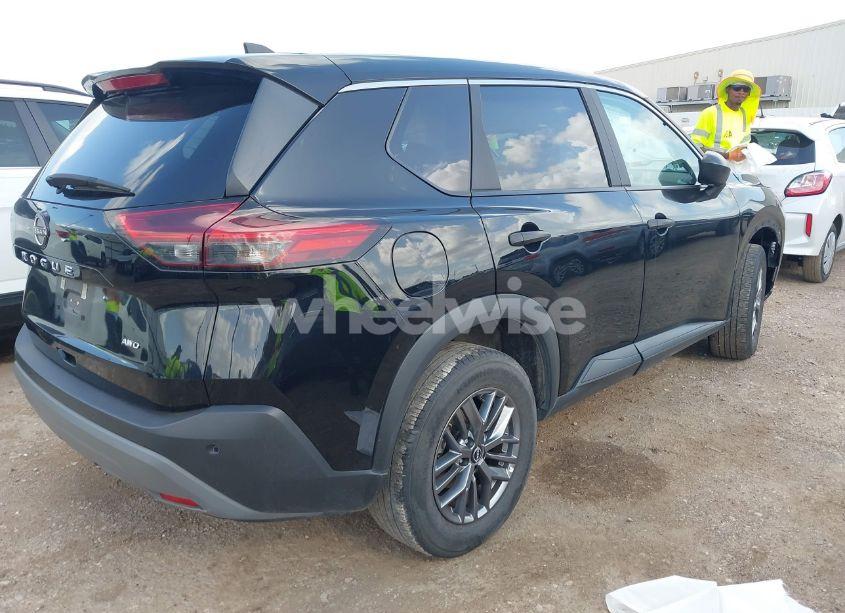 Photo 4 of 2023 Nissan Rogue S INTELLIGENT AWD (VIN 5N1BT3AB6PC903260)