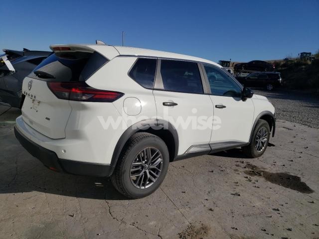 Photo 6 of 2024 NISSAN ROGUE S (VIN 5N1BT3AB6RC671049)
